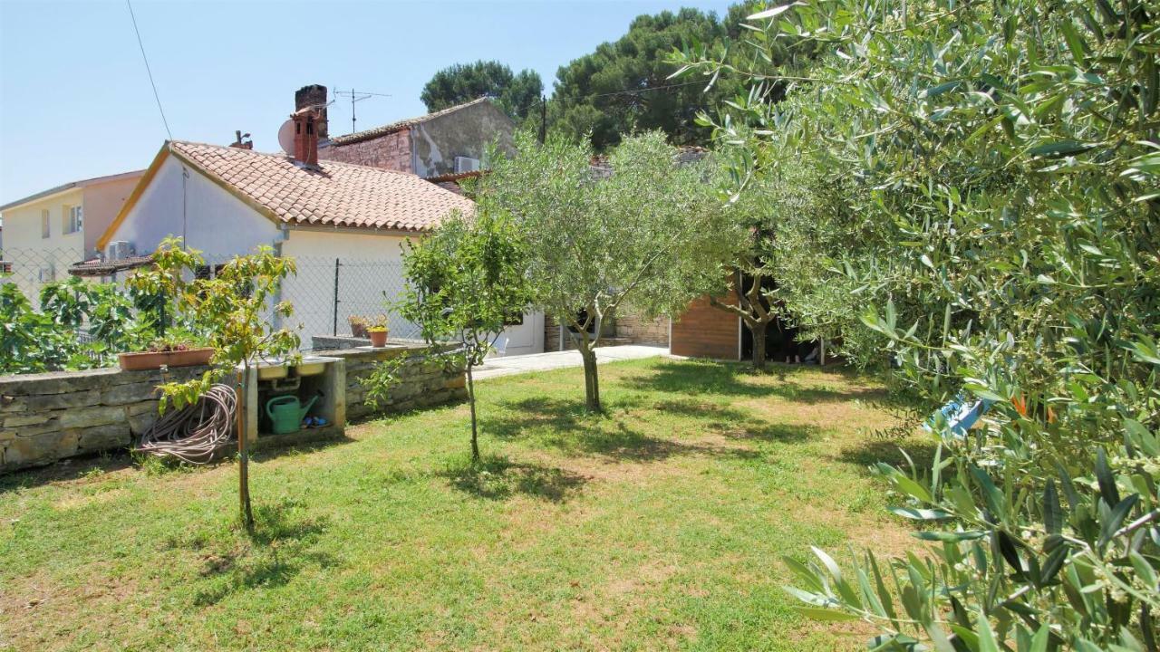 Apartma Dollar Pula